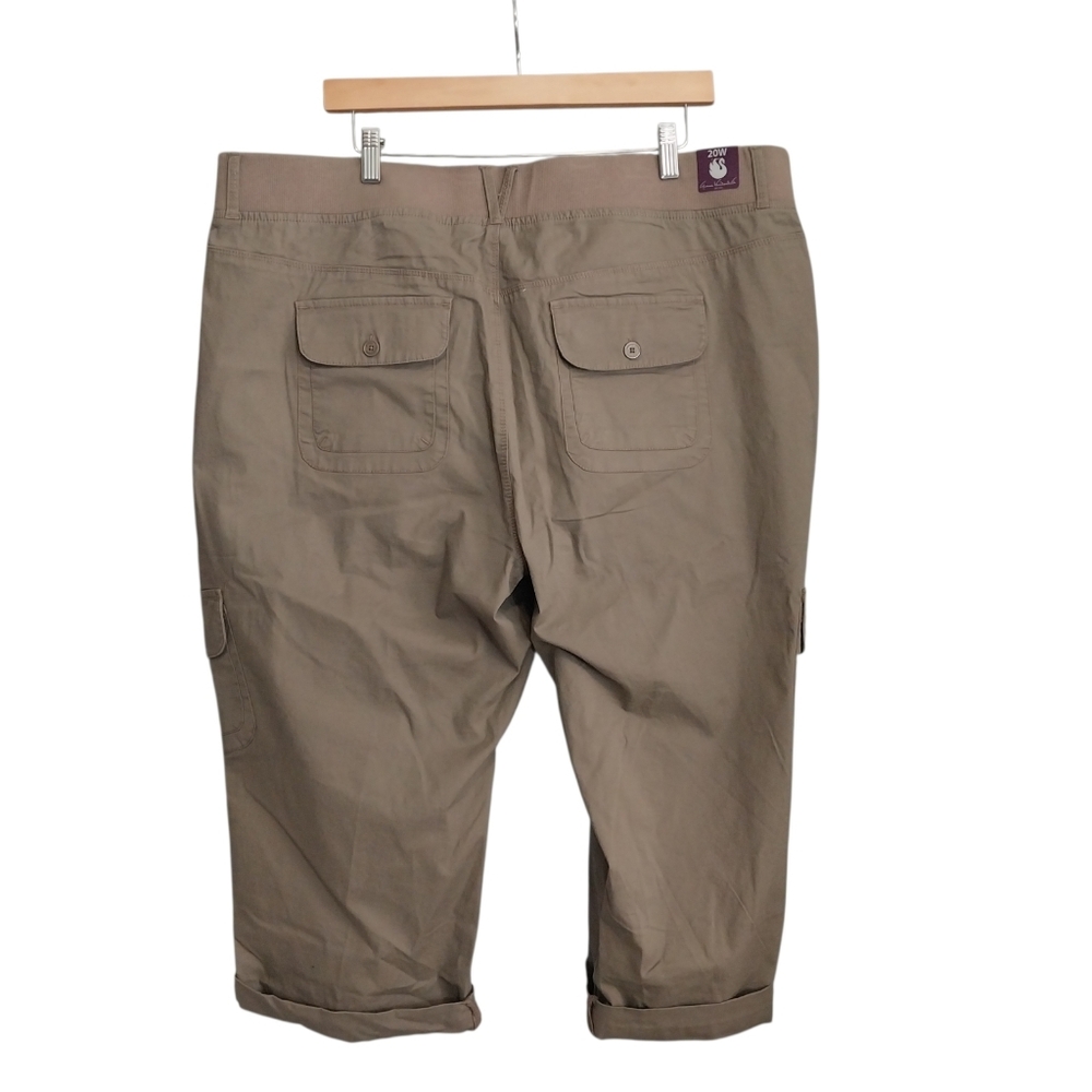 Gloria Vanderbilt Women's Plus Size 20 W Khaki Cargo NWT Causal Capris Pants - Picture 9 of 10